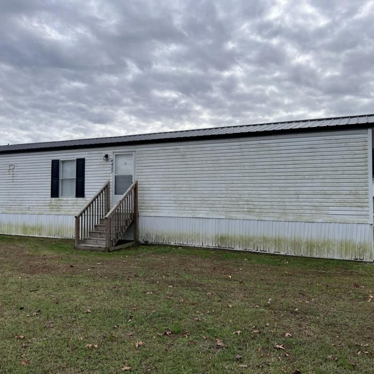 Trailer house washing before